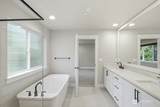 18527 Meridian Ave - Photo 23