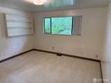 15109 Newport Way - Photo 6