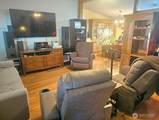 8708 Thuja Avenue - Photo 7