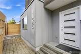 11530 Greenwood Avenue - Photo 2