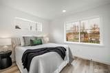 212 Grover Street - Photo 19