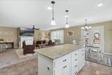 906 3rd Avenue - Photo 15