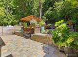 604 Bellevue Way - Photo 16