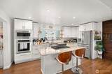381 Market Boulevard - Photo 8