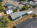 1710 Young Street - Photo 4