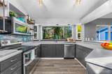 3902 Larchmont Avenue - Photo 15