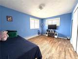 915 Se 4Th Ave - Photo 16