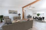 579 Silver Glen Lane - Photo 4
