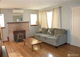 1016 72nd - Photo 2