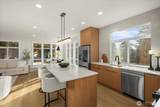 14308 Roslyn Place - Photo 8