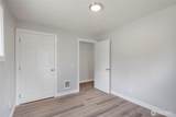 256 Douglas Street - Photo 31