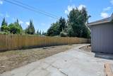 256 Douglas Street - Photo 37