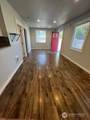 414 Chambers Street - Photo 14