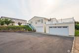 7239 Bayview Avenue - Photo 32