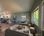 16340 Cascadian Avenue - Photo 2