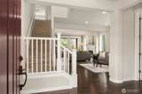 324 Zemp Way - Photo 2
