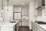 324 Zemp Way - Photo 7