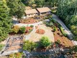 823 Fox Hollow Road - Photo 39