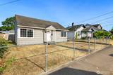 346 Pelly Avenue - Photo 1