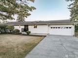 1052 Robinhood Drive - Photo 2