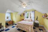 1019 32nd Street - Photo 13