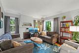 1019 32nd Street - Photo 3
