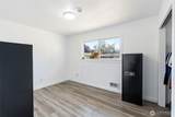 809 4th Avenue - Photo 19