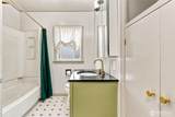 1002 Howard Street - Photo 17
