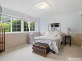 2012 Lincoln Circle Circle - Photo 23