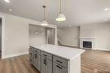 545 Perry Avenue - Photo 11