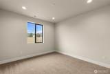 545 Perry Avenue - Photo 16