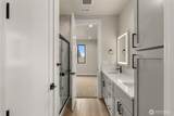 545 Perry Avenue - Photo 19