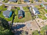 8223 52nd Ave - Photo 7