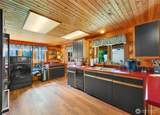 1080 Victoria Street - Photo 19