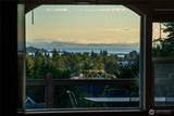 668 Parkview Place - Photo 10