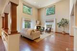 328 Barry Loop - Photo 16
