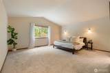 328 Barry Loop - Photo 22