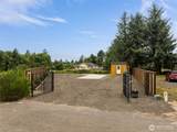 735 Swan Court - Photo 5