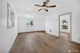 8633 Thompson Avenue - Photo 3