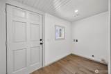 8633 Thompson Avenue - Photo 10