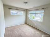 990 42nd Court - Photo 18