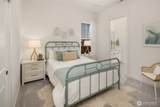 24080 Emerald Street - Photo 14