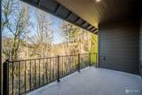 933 Edinburgh Court - Photo 26