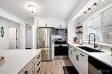 319 10th Avenue - Photo 8