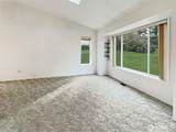 10701 Glenwood Drive - Photo 8