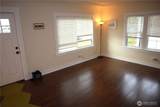 5229 Thompson Avenue - Photo 8
