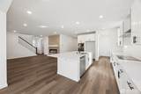5742 Thornhill Avenue - Photo 5