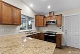 312 Pearsall Street - Photo 5
