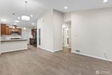 312 Pearsall Street - Photo 10