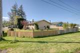 317 Maple Street - Photo 4